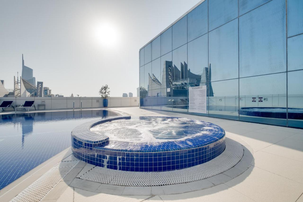 Luxury Apt - Rooftop Pool - City View Dubái Exterior foto